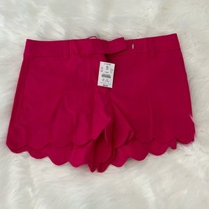 J. Crew pink (crisp begonia) linen-cotton scalloped hem short size 4 (4” inseam)